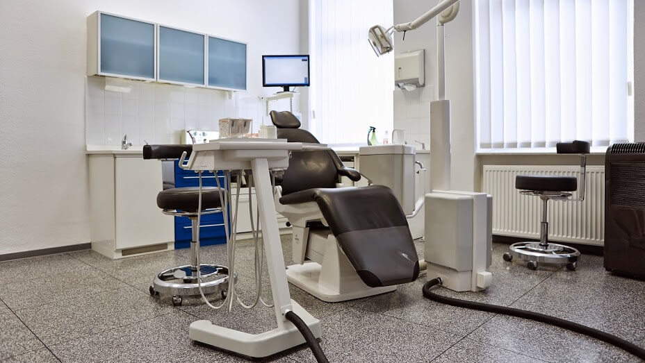 Absolute Dental 169 N Nellis Blvd Las Vegas Nv 89110