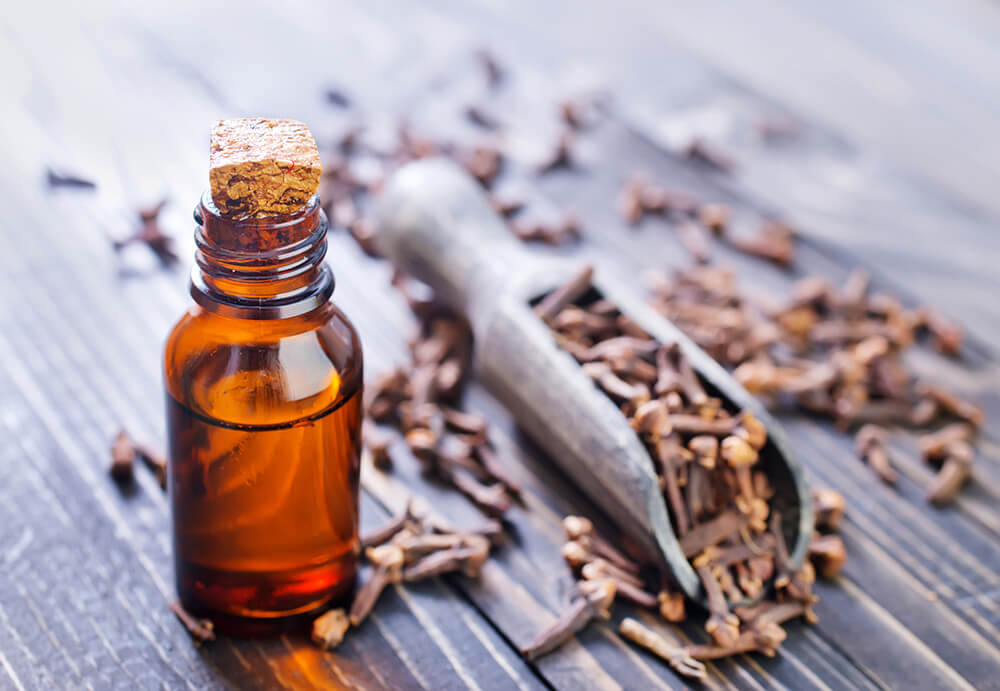 Clove oil for wisdom tooth