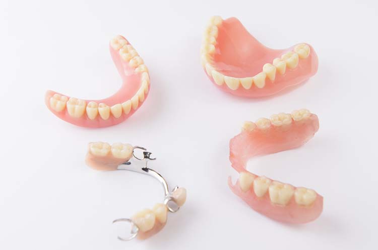 Different types of dentures in Carson City