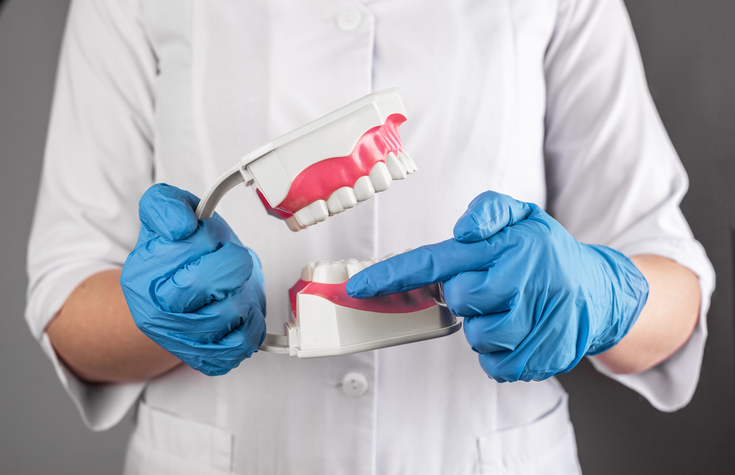 When Do You Get Your Wisdom Teeth? 1 Wisdom tooth third molar concept